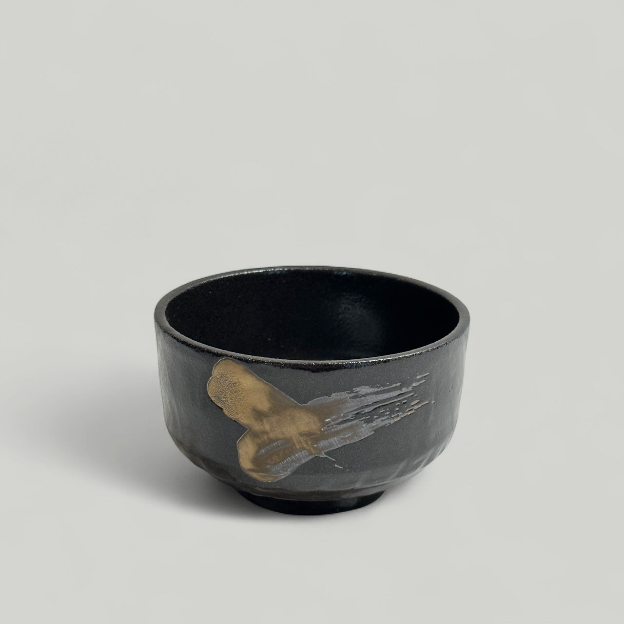 Black & Gold Matcha Bowl (Chawan) – Handmade Japanese Tea Bowl - Koki Gifts and Homeware