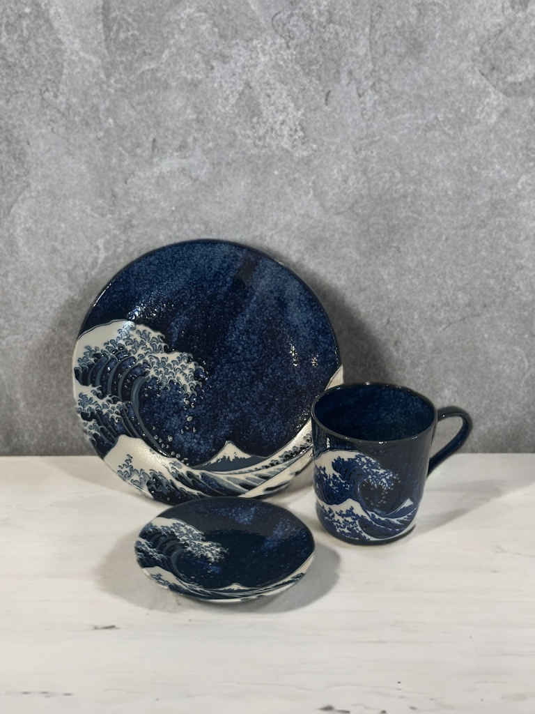 Hokusai “The Great Wave” Plate – Medium (19.5 × 2.5 cm) - Koki Gifts and Homeware